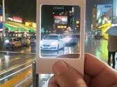 Удержание InstantSnap на правильном расстоянии от глаз должно стать ключом к точному кадрированию (Источник изображения: Escura)