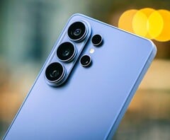 Неофициальный рендер Galaxy S27 Ultra.