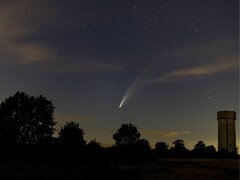 Изображение, показывающее комету Неовайз. (Источник изображения: TheOtherKev - Pixabay)