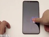 Сканер отпечатков на весь экран? В Xiaomi, вероятно, работают на таким (Изображение: StuffListings в Twitter)