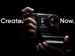 Снимок камеры Insta360 Ace Pro 2, прикрепленной к новому аксессуару - рукоятке. (Источник изображения: Insta360)