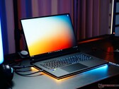 Asus ROG Strix Scar 18 оснащен гигантским мини-светодиодным дисплеем с частотой 240 Гц (Источник изображения: Notebookcheck)