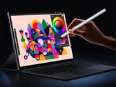 У Founder 16-inch 2-in-1 нет встроенной подставки.