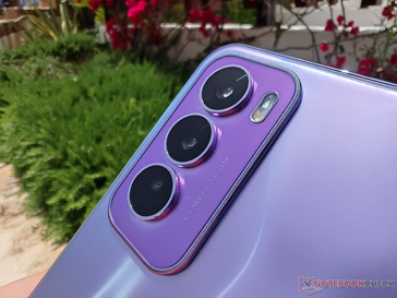 Практическое изображение Oppo Reno12 Pro (через Notebookcheck)
