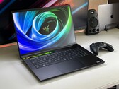 Чрезвычайно быстрый, но сравнительно тихий игровой ноутбук - Обзор Razer Blade 18 2025 RTX 5090