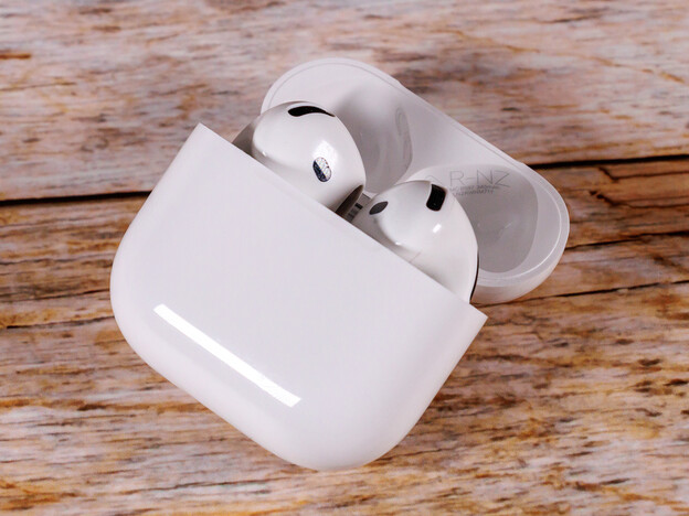 AirPods 4 ANC