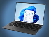 Fujitsu FMV UX-K3 на данный момент является самым легким ноутбуком на планете (Источник изображения: Fujitsu)