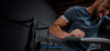 Белый/серый налокотник Amazfit Helio Armband. (Источник изображения: Amazfit)