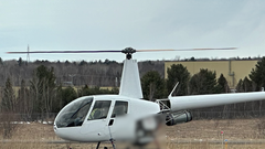 Вертолет R44 во время наземных испытаний (Источник изображения: Robinson Helicopter Company)