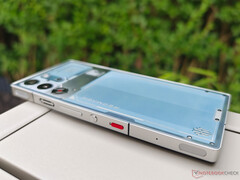 RedMagic 10S Pro (Источник изображения: Дэниел Шмидт)