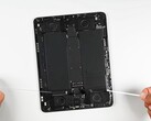 IPad Apple практически невозможно отремонтировать, а дорогие запасные части делают ремонт менее привлекательным. (Источник изображения: iFixit)