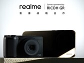 Это официально: Партнерство между Realme и Ricoh GR уже готовит камеру GT8 Pro к конкуренции с Xiaomi 17 Pro и Oppo Find X9 Pro. (Источник изображения: Ricoh/Realme)