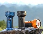 Фонарь Olight Marauder 3 мощностью 25 000 люмен выпускается в цветах «Midnight Blue», «Black» и «Orange».