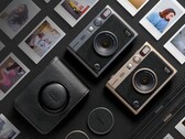 Модель Instax Mini Evo обновляется к 90-летию компании Fujifilm. (Источник изображения: Fujifilm)