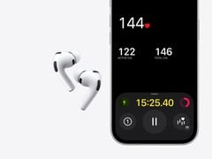 Изображение Apple AirPods Pro 3 рядом с iPhone