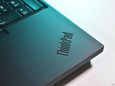 Логотип ThinkPad на ноутбуке Lenovo ThinkPad P16 Gen 3.