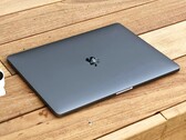 Apple по слухам, компания скоро выпустит свой первый MacBook с чипсетом от iPhone