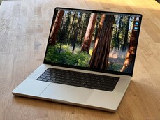 Apple MacBook Pro 16 (источник изображения: Notebookcheck)