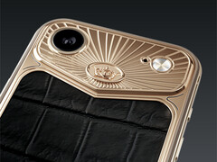 Airline Zenith - самая дорогая из последних моделей iPhone Air, созданных Caviar на заказ, стоимостью почти $40k. (Источник изображения: Caviar)
