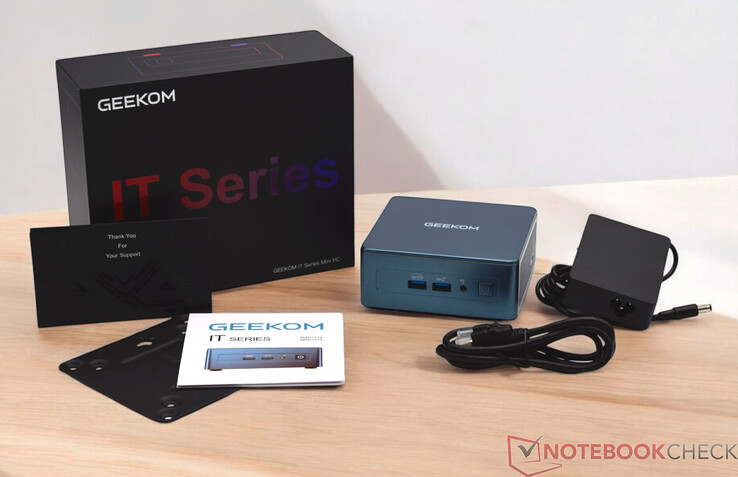 Комплект поставки Geekom Mini IT13 2025 Edition