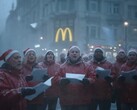 Рекламный ролик McDonald's, полностью сгенерированный искусственным интеллектом, вызвал бурную реакцию. (Источник изображения: OudeTVinHD с YouTube)