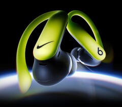 Powerbeats Pro 2 - Nike Special Edition имеют логотипы Beats и Nike на каждом наушнике.