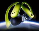 Powerbeats Pro 2 - Nike Special Edition имеют логотипы Beats и Nike на каждом наушнике.