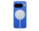 Для Pixel 10 (на фото) не потребуется магнитный чехол для магнитной беспроводной зарядки. (Источник изображения: Эван Бласс)
