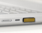 SoundSlide добавляет регуляторы громкости в ноутбуки с портом USB-C. (Источник изображения: SoundSlide)