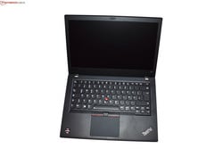 Lenovo ThinkPad A485, тестовый образец предоставлен campuspoint.de