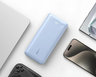 Power Bank от Anker (20K, 87 Вт, встроенный кабель USB-C) в туманно-голубом цвете