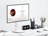Новейший смарт-монитор KTC оснащен четырехъядерными динамиками и 8 МП веб-камерой. (Источник изображения: KTC)