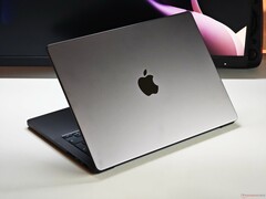 Следующее поколение MacBook Pro может быть представлено на рынке как MacBook Ultra.