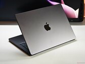 Следующее поколение MacBook Pro может быть представлено на рынке как MacBook Ultra.