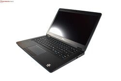 На обзоре: Dell Latitude 5495. Тестовый образец предоставлен cyberport.de