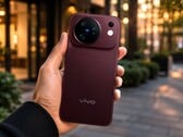 В этом году компания Vivo превратила обычную модель X500 в флагманский смартфон с камерой профессионального уровня.