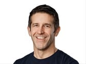 Джон Тернус стал новым генеральным директором Apple после 15-летнего срока Тима Кука.