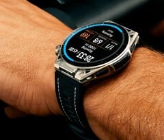 Часы Amazfit Balance Ultra выполнены из титана и сапфирового стекла.