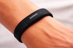 На этом снимке можно заранее увидеть альтернативу Whoop от Garmin.