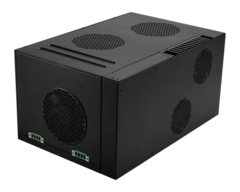 Корпус достаточно большой, чтобы вместить три карты PCIe, но при этом достаточно компактный и прочный. (Источник изображения: MSI)