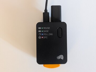 Беспроводная зарядная база Glorious Model D3