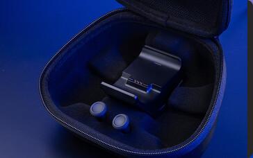 В коробку входит зарядная станция (Источник изображения: Asus)