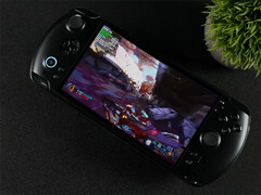 Стоимость GPD Win 5 на Indiegogo составляет $1 448. На фото: игровой портативный компьютер, на котором запущена игра Borderlands 4. (Источник изображения: ETA Prime)