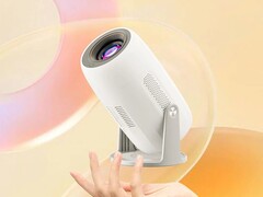 Проектор Lenovo 100M уже доступен в розничных магазинах сторонних производителей. (Источник изображения: Lenovo)