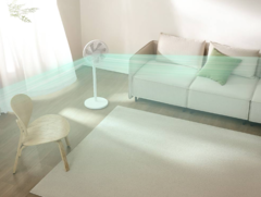 Новый умный напольный вентилятор Xiaomi Mijia Smart Floor Fan может питаться от пауэрбанка. (Источник изображения: Xiaomi)