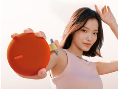 Redmi Bluetooth Speaker 2 стоит около $14 в Китае. На снимке: рекламное изображение беспроводной колонки. (Источник изображения: Xiaomi - отредактировано)