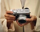 Камеры, такие как Fujifilm GFX100RF, скоро получат аккумулятор большей ёмкости.