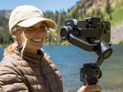 Новый карданный шар Fluid Pro AI работает с экшн-камерами GoPro, смартфонами и точечными фотоаппаратами весом до 400 грамм. (Источник изображения: GoPro)