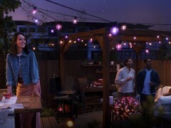 Светильник Festavia Globe Outdoor String Lights от Philips Hue (на фото) представлен на сайте Amazon France. (Источник изображения: Smartlights.de)