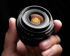 Thypoch Ksana 21mm f/3.5 стремится предложить высокое качество изображения в компактном форм-факторе (Источник изображения: Thypoch)